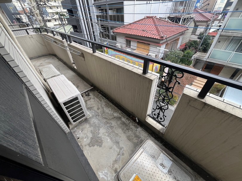バルコニー　他の部屋の写真になります