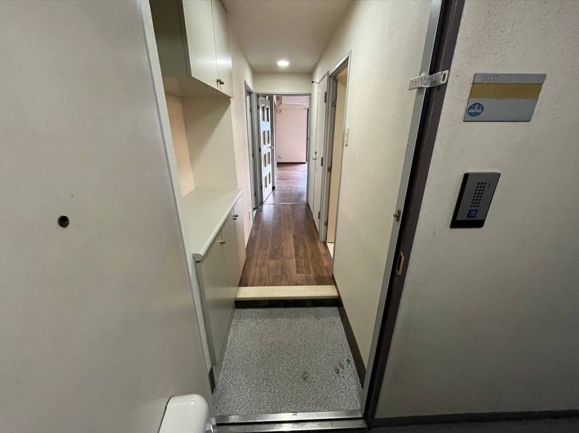 玄関　他の部屋の写真になります