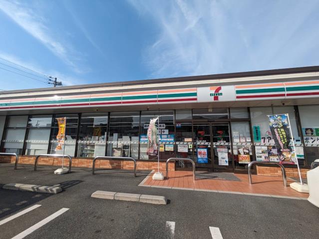 コンビニ　セブン－イレブン広島安中央橋西店（コンビニ）まで422m