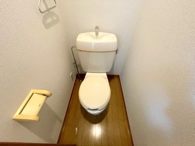 トイレ　コンセントあります