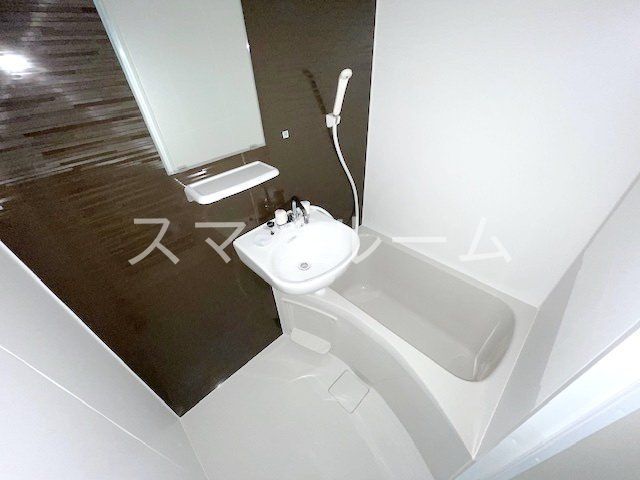 バス・シャワールーム　別部屋参考写真となります。