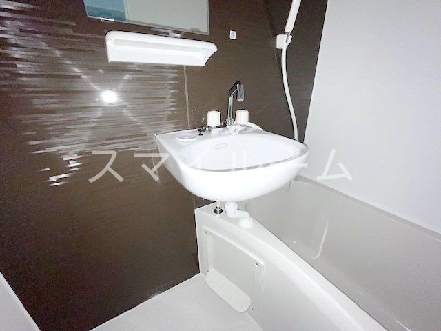 洗面設備　別部屋参考写真となります。