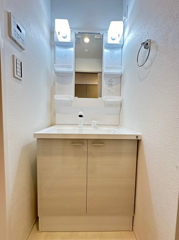 洗面設備　詳細は、RISUMO江坂本店までお問合せください♪
