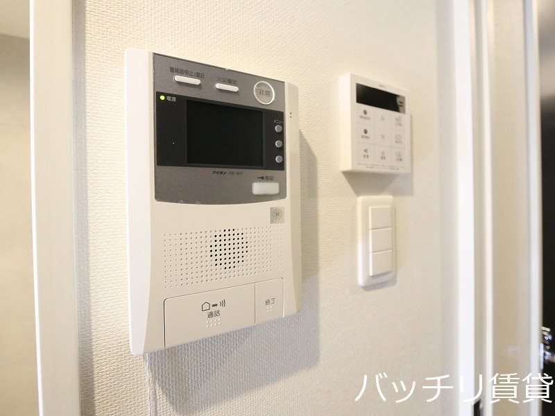 セキュリティ　画像は別号室の為、現状優先になります。