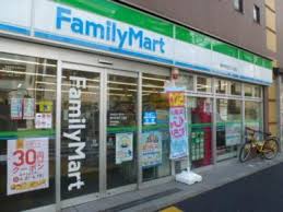 コンビニ　ファミリーマート 高円寺北三丁目店（コンビニ）まで141m