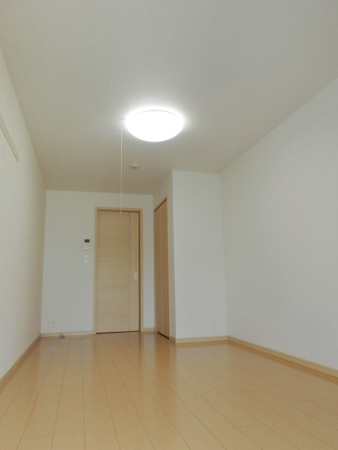 その他部屋・スペース　奥行きのある使いやすいお部屋です。