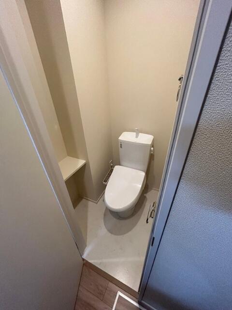トイレ　シンプルで使いやすいトイレです
