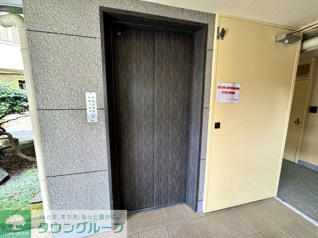 その他設備　玄関