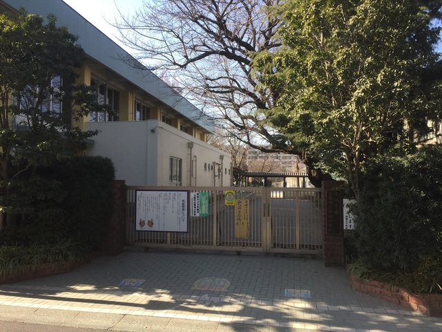 小学校　三鷹市立南浦小学校（小学校）まで600m