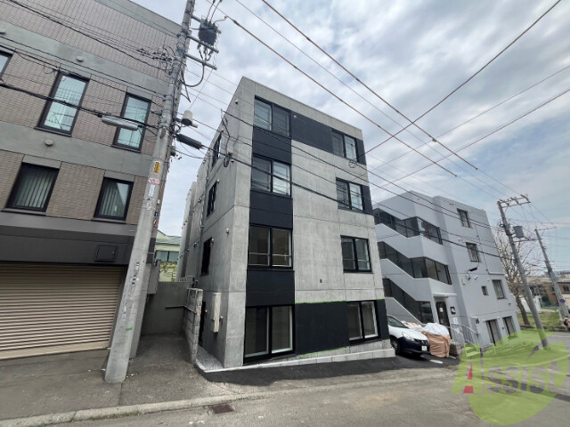 建物外観　札幌市白石区南郷通「メニーズコート南郷１３ｓｔ」