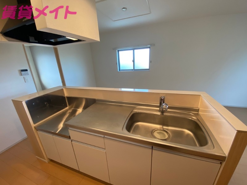 キッチン　同型参考写真