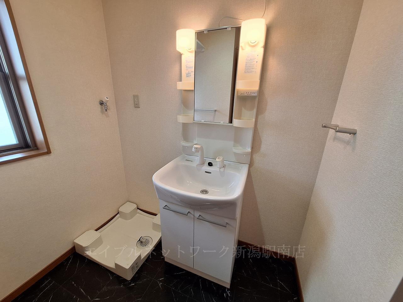 洗面設備　参考写真