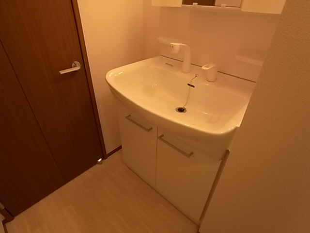 洗面設備　同ハウスメーカー施工のイメージ写真です。