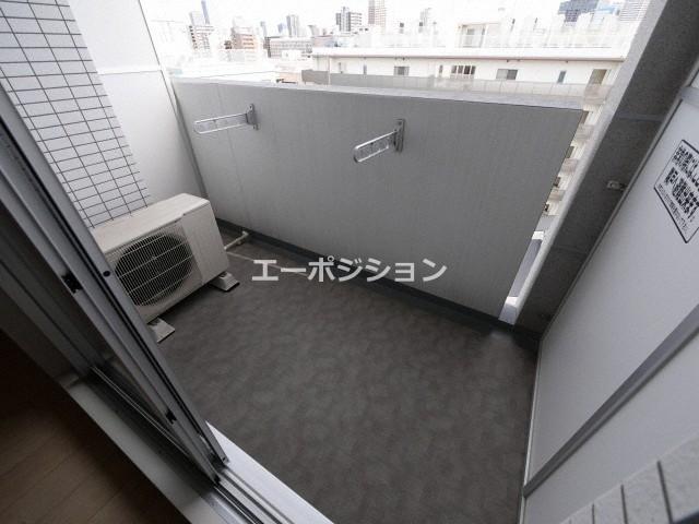 バルコニー　レオンコンフォート難波西II