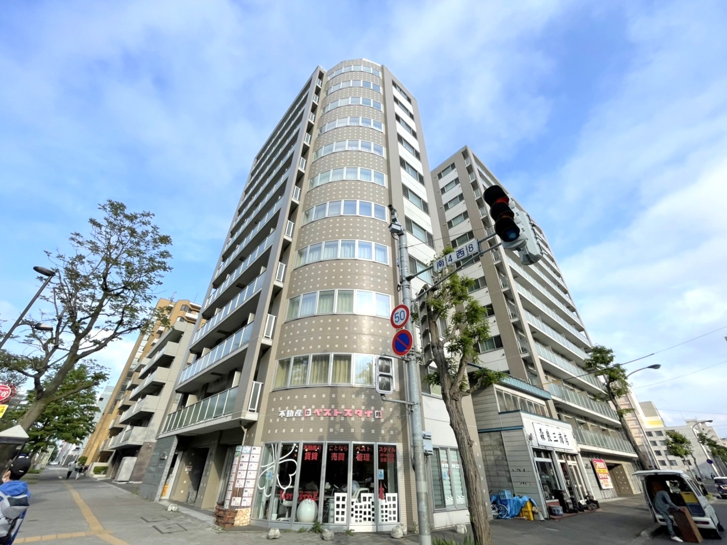 建物外観