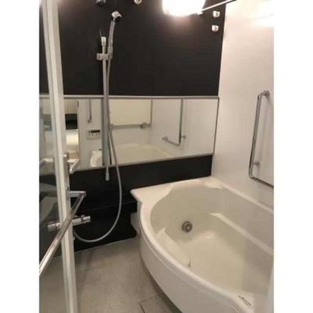 バス・シャワールーム　※写真は同タイプ住戸です。