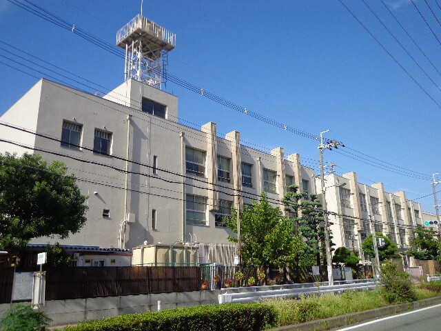 小学校　大阪市立三津屋小学校（小学校）まで350m