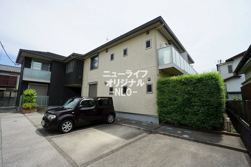 建物外観　積水ハウス施工の賃貸住宅「シャーメゾン」