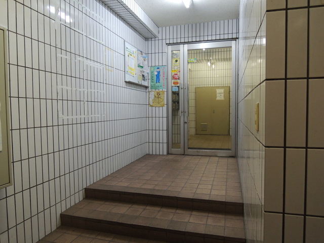 エントランス　ロビー