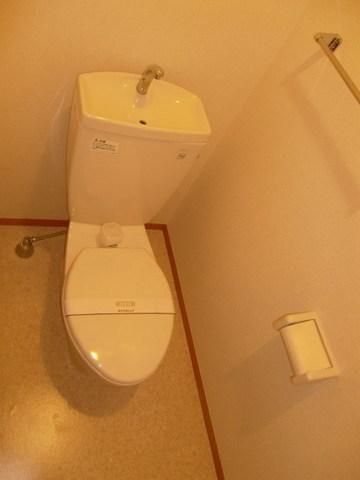 トイレ　清潔感のあるトイレです。