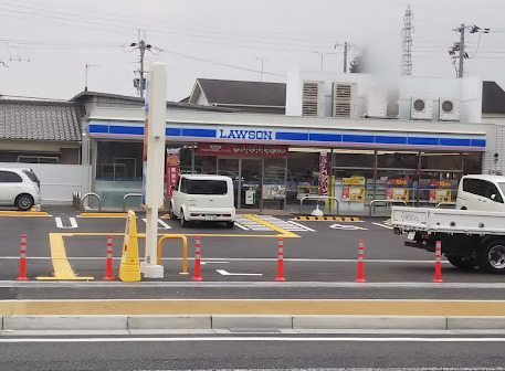 コンビニ　ローソン 播磨南大中店（コンビニ）まで163m