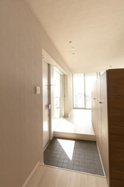 ロビー　※写真は同タイプ住戸です。