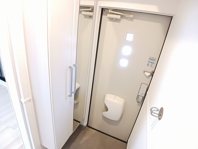 玄関　落ち着いた玄関です