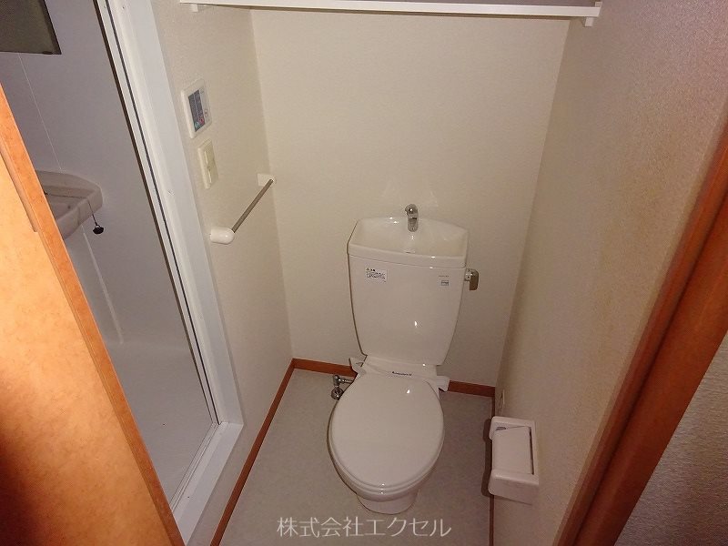 トイレ　清潔感のあるトイレです。