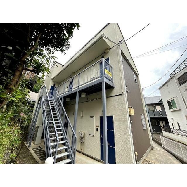 建物外観　人気の東横線沿線の女性専用アパートです♪