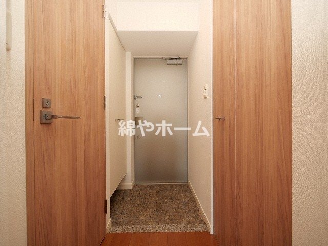 玄関　収納もある玄関です