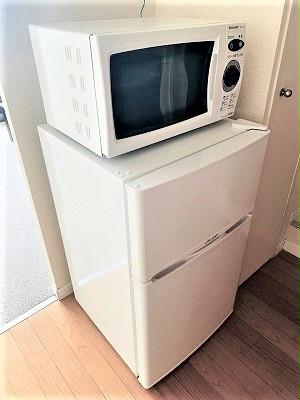 その他設備　冷蔵庫・電子レンジ　(実際とは異なる場合が御座います)