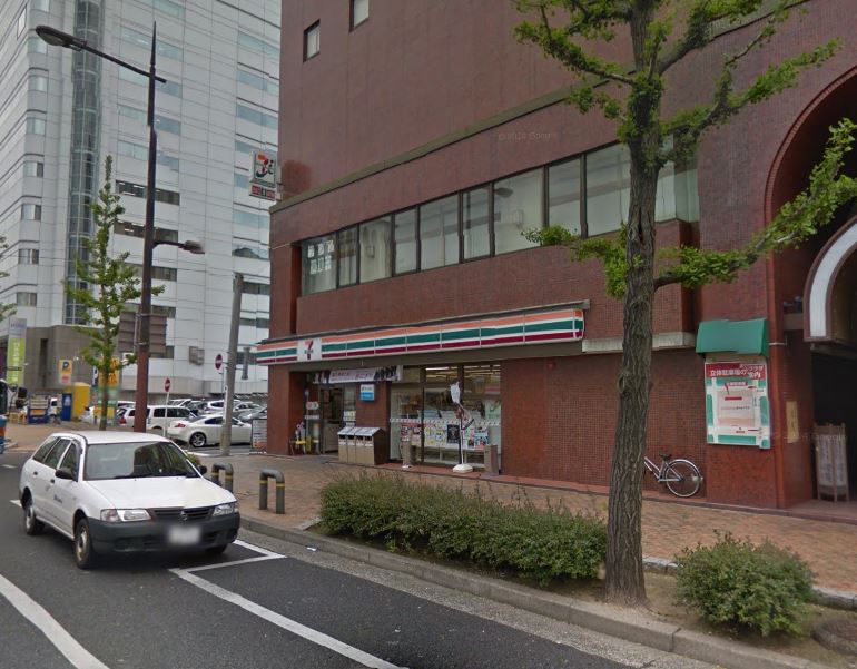 コンビニ　セブンイレブン小倉鍛冶1丁目店（コンビニ）まで362m