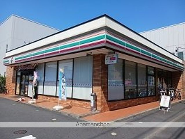 コンビニ　セブンイレブン（コンビニ）まで250m