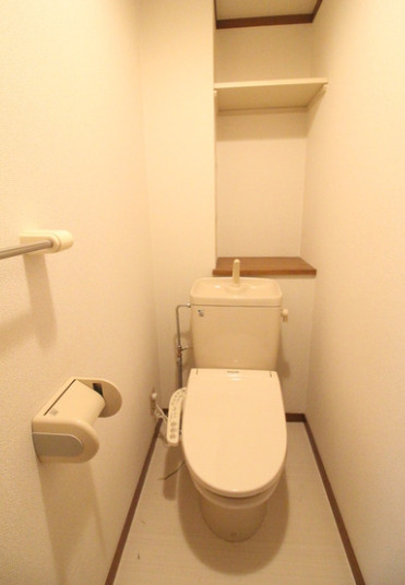 トイレ　コンパクトで使いやすいトイレです