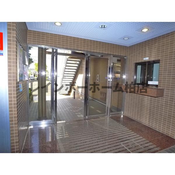 ロビー　落ち着いたロビーです