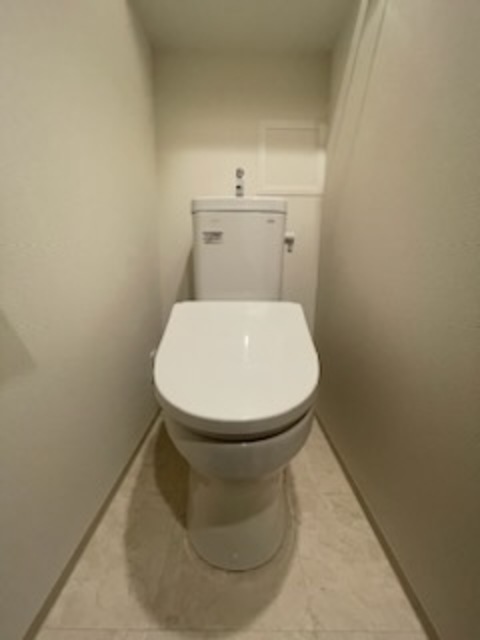 トイレ　落ち着いたトイレです