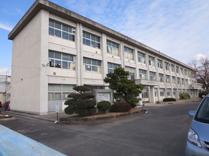 小学校　竹村小学校（小学校）まで400m