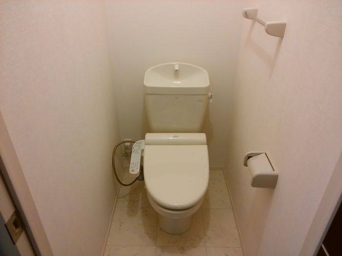 トイレ　コンパクトで使いやすいトイレです
