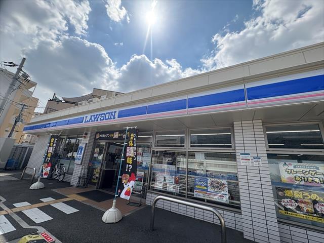 コンビニ　ローソン（コンビニ）まで475m