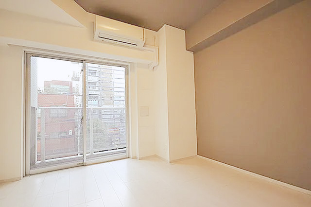 居室・リビング　※別部屋参考写真