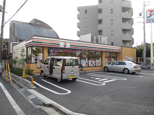 コンビニ　セブンイレブン 練馬北町６丁目店（コンビニ）まで321m