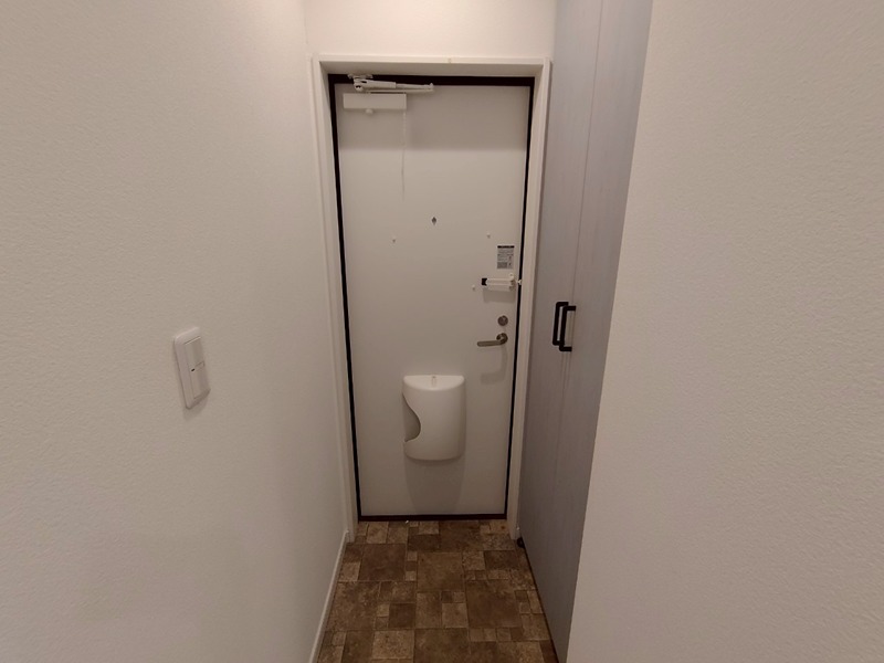 玄関　他部屋写真参考