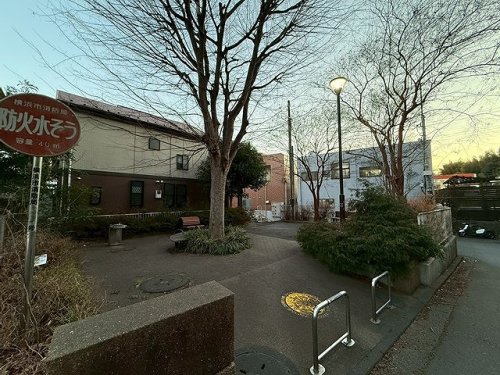 公園　すみれが丘第五公園（公園）まで357m