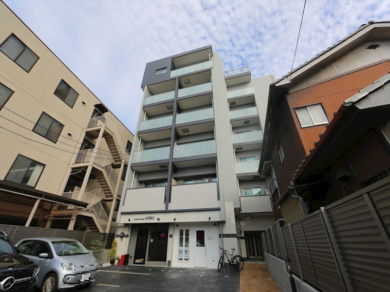 建物外観　外観　オートロック付　宅配ＢＯＸ有り