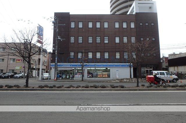 コンビニ　ローソン（コンビニ）まで285m