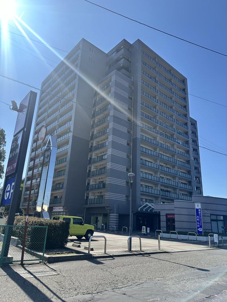 ダイアパレスロイヤルシティ東幸町東棟の外観写真