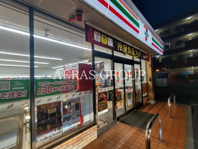 コンビニ　セブン-イレブン 横浜鴨居１丁目店（コンビニ）まで209m