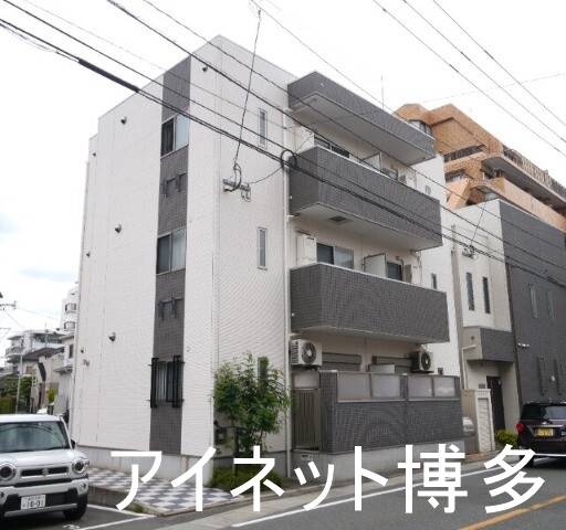 建物外観　人気のデザイナーズアパートです
