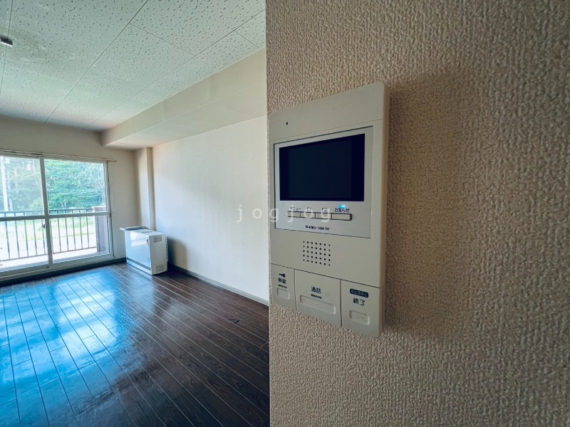 セキュリティ　モニター付きインターホンで来客確認も安心です！