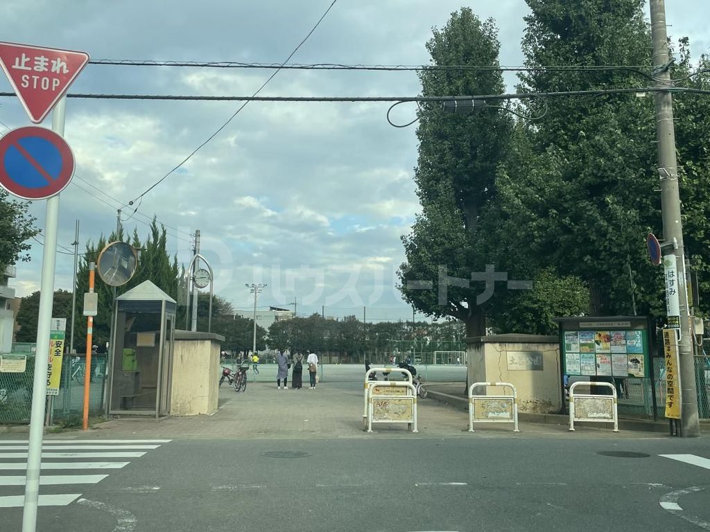 公園　土呂中央公園（公園）まで2050m